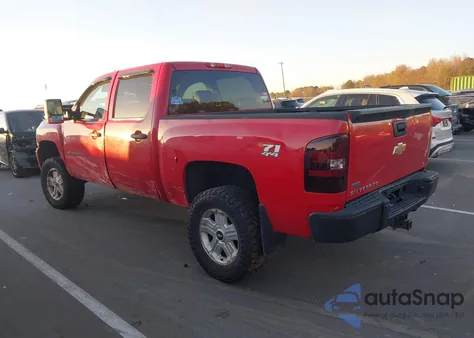 2011 Chevrolet Silverado 1500 Lt from USA, damaged, VIN 3GCPKSE33BG367402